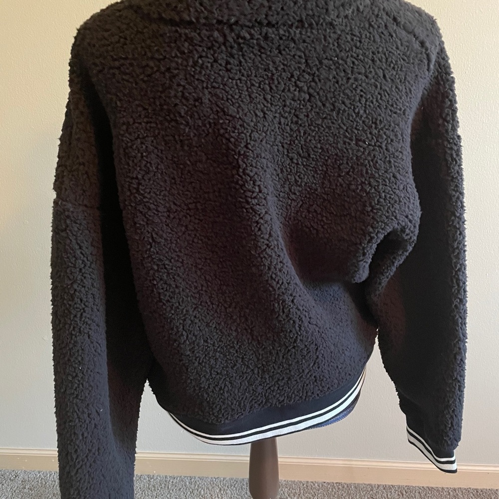 Champion Zip Collar Black Sherpa Pull Over Medium - Picture 6 of 8